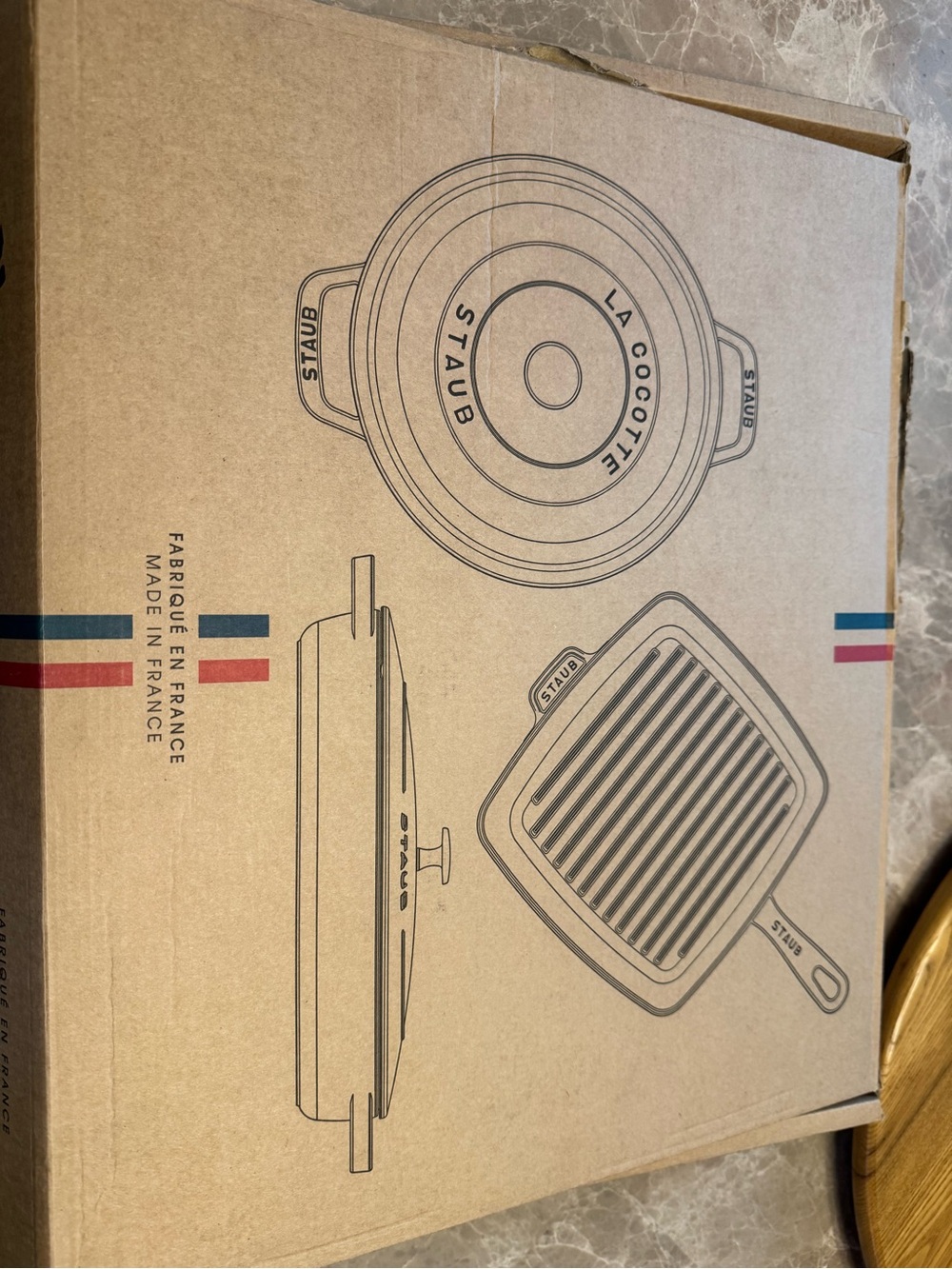 Staub Enameled Cast Iron Grill Pan - Picture 4 of 12